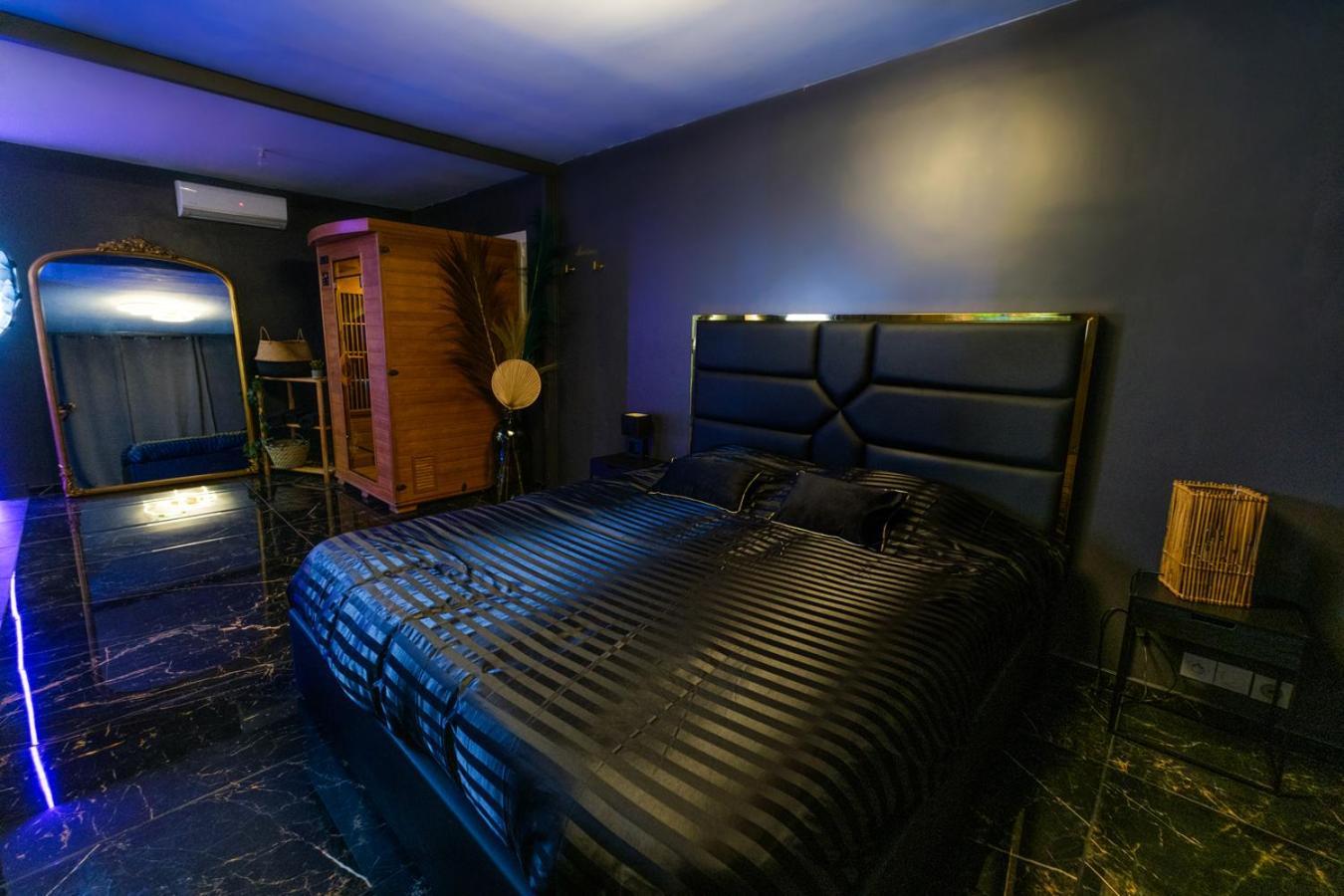 L Escale Jacuzzi Et Sauna Évreux Esterno foto