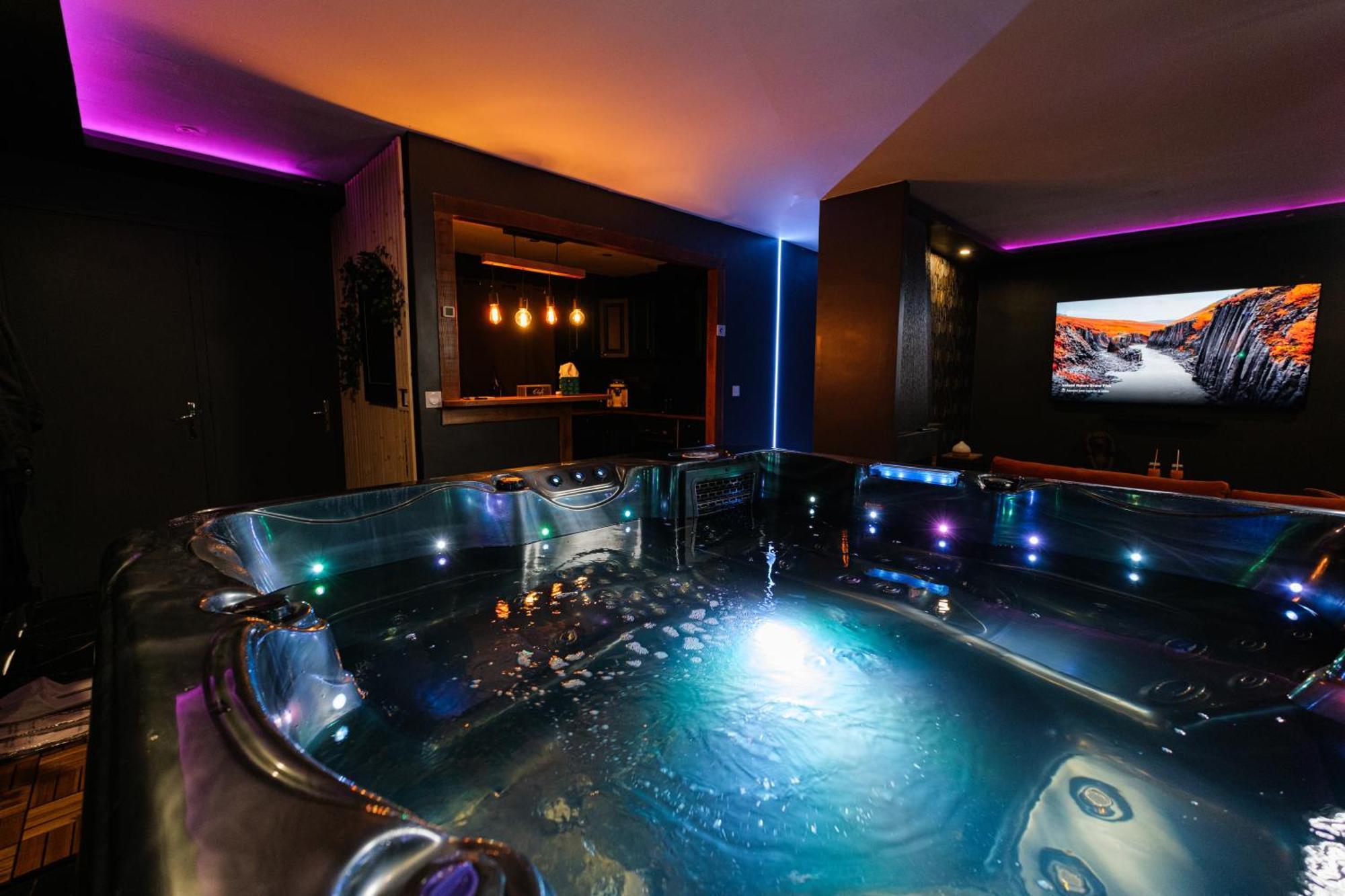 L Escale Jacuzzi Et Sauna Évreux Esterno foto