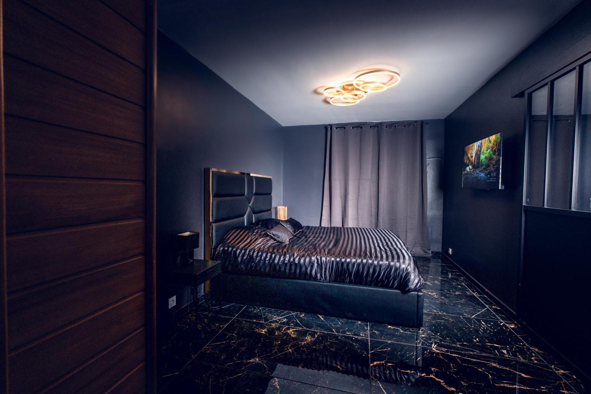 L Escale Jacuzzi Et Sauna Évreux Esterno foto