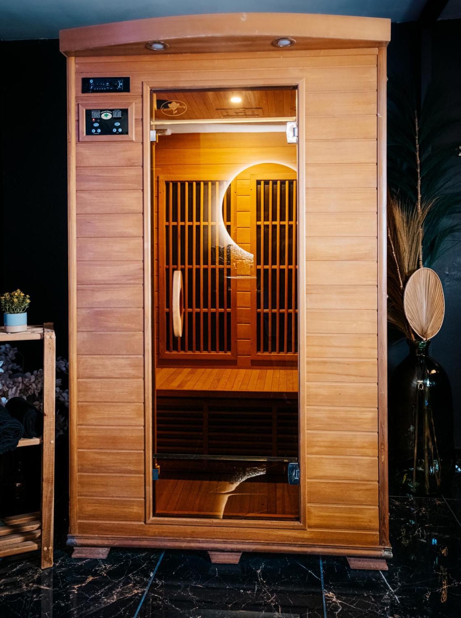 L Escale Jacuzzi Et Sauna Évreux Esterno foto